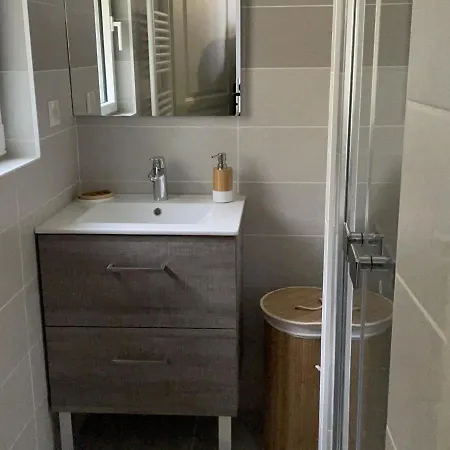 Maison Spacieuse Pres Du Mans Et Tours, Ideale Pour Famille, Avec Terrasse, Jardin Et Parking - Fr-1-410-425 * Chahaignes