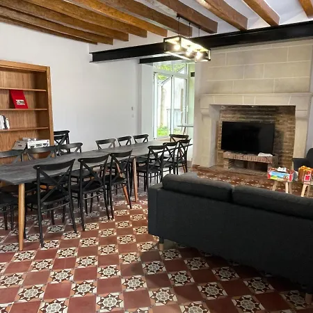 Maison Spacieuse Pres Du Mans Et Tours, Ideale Pour Famille, Avec Terrasse, Jardin Et Parking - Fr-1-410-425 Tatil Evi Chahaignes