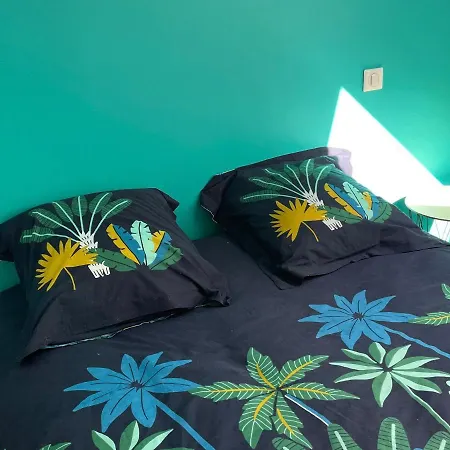 Maison Spacieuse Pres Du Mans Et Tours, Ideale Pour Famille, Avec Terrasse, Jardin Et Parking - Fr-1-410-425 Semesterbostad